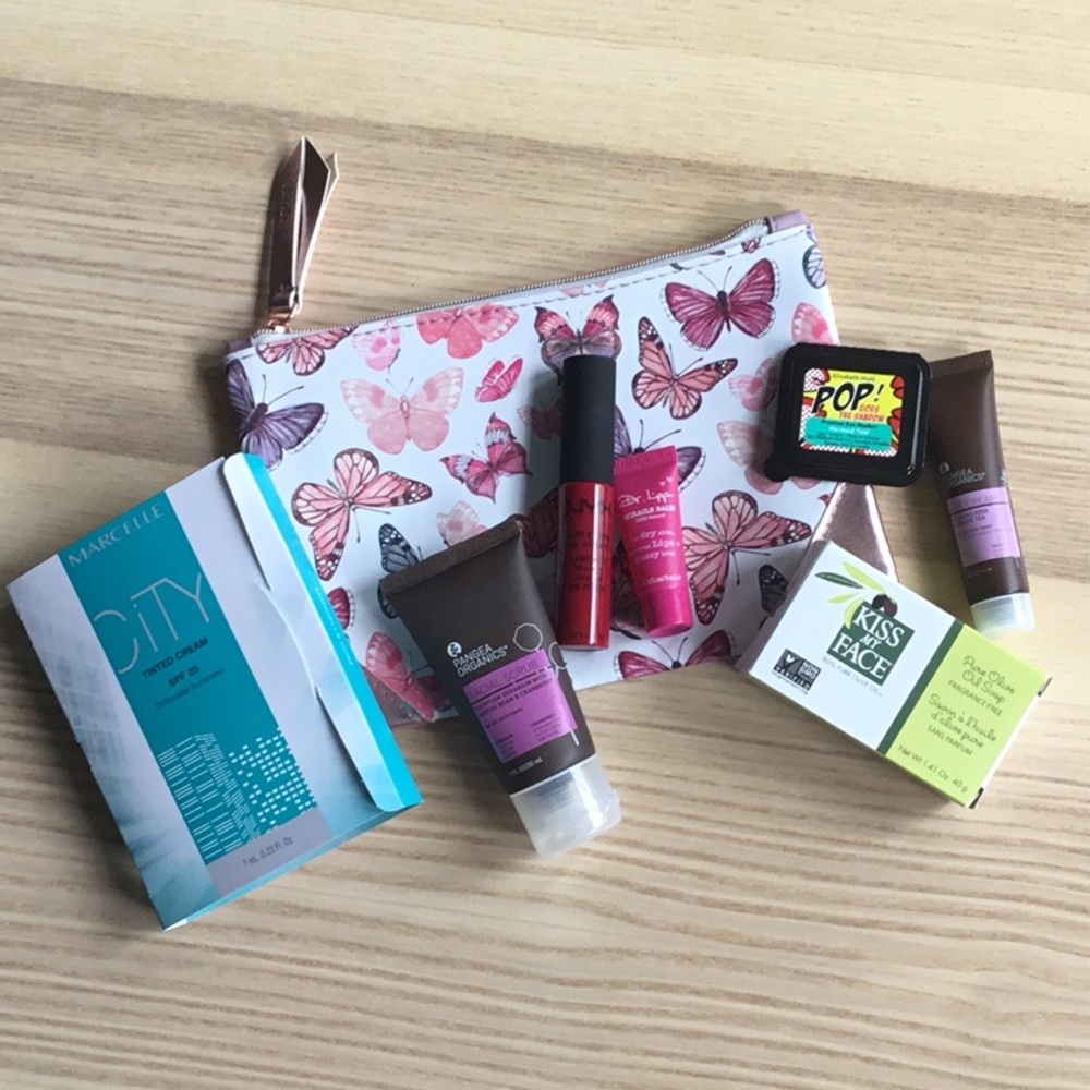 High-quality makeup bundle!